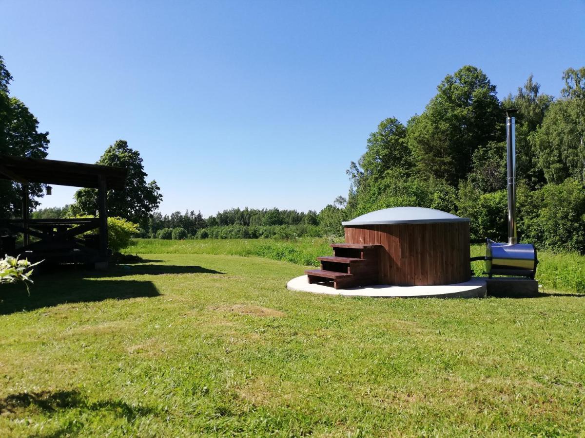 Liepziedos Vila Ēdole Exterior foto